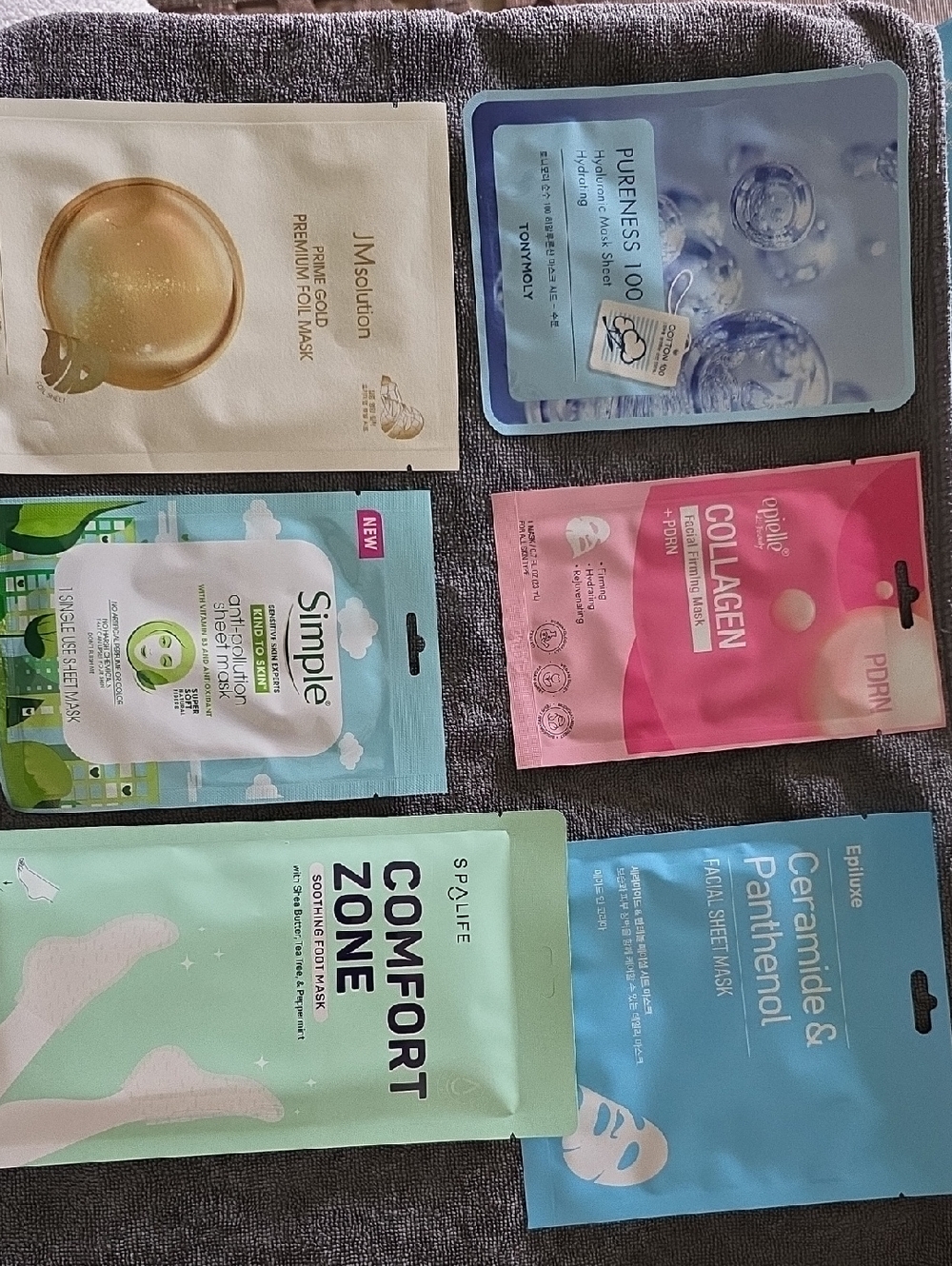 5 Korean Face Masks & 1 Foot Mask Bundle